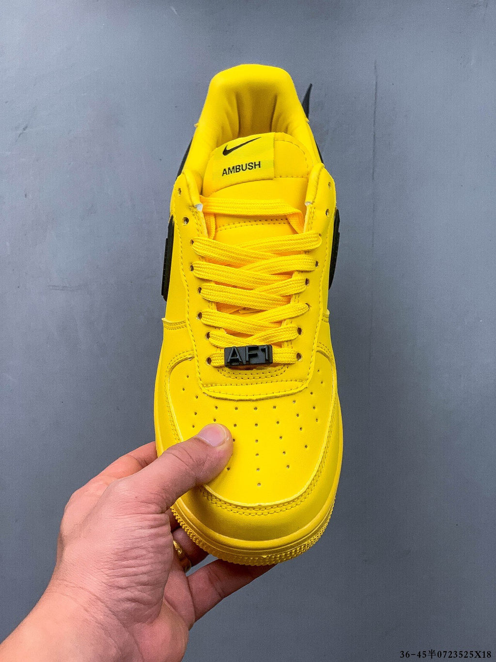 Collaboration AMBush x Nike Air Force 1 Low, lot d'usine original, développé avec la forme et le carton d'origine, utilisant le cuir d'origine