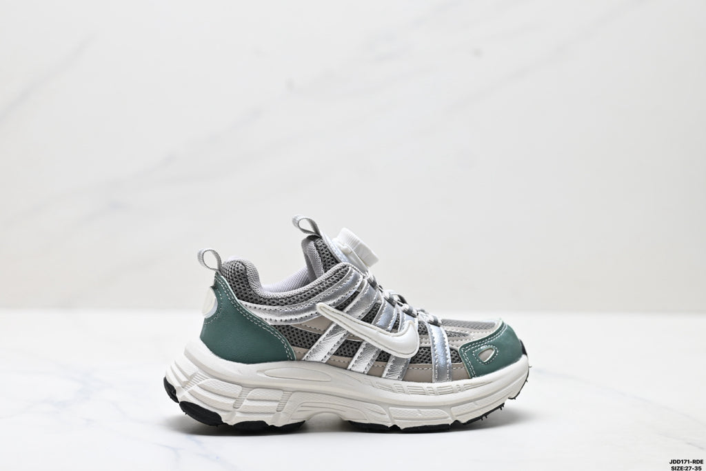 Chaussures enfant ✅ Nike P-6000 Initiator Running, une chaussure de running rétro très populaire sur le compte Instagram de Nike.