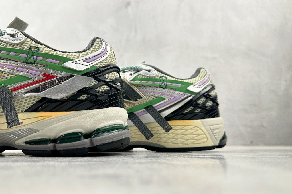 Offre spéciale - Authentiques New Balance NB 1906A (Noir/Gris/Vert) Code produit : U1906ADC Pointures : 36 36,5 37 38,5 39 40 40,5