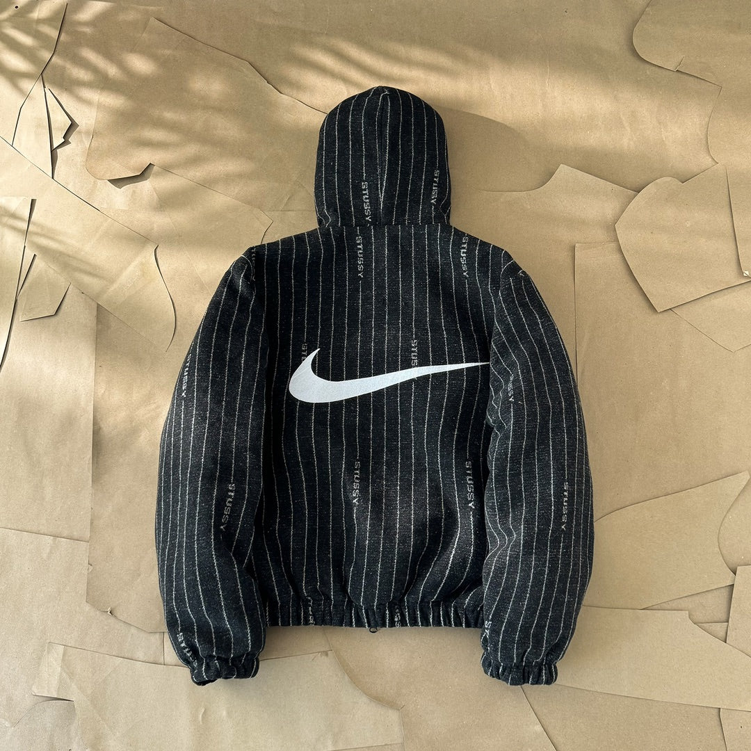 STU27# Réplique haut de gamme [⚠️Aucun retour ni échange si l'étiquette antivol est retirée] Veste à capuche rayée en laine Nike