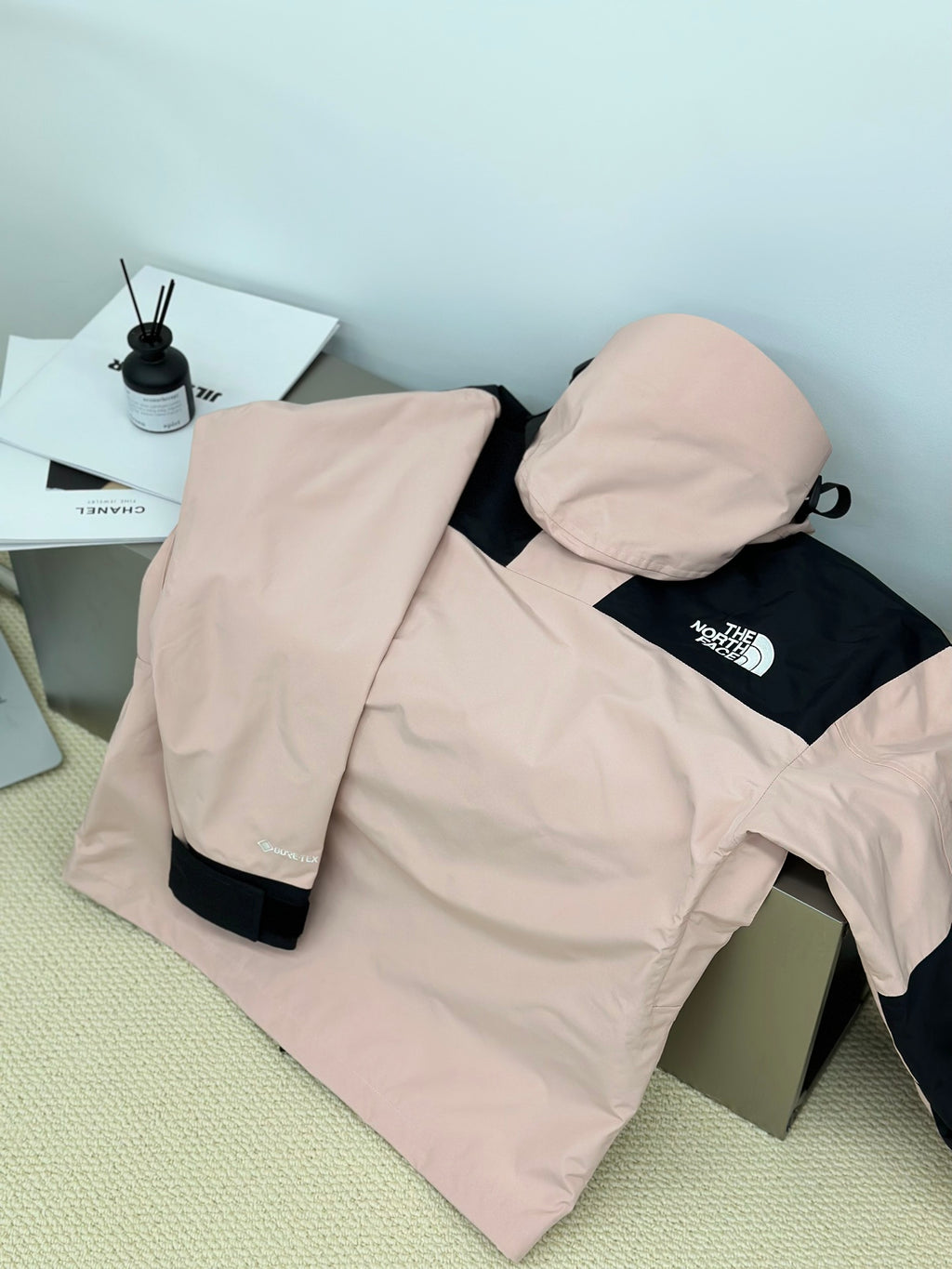 Coupe-vent The North Face 1990 - Rose féerique